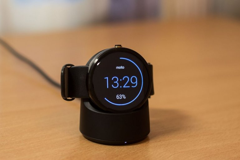 Moto 360