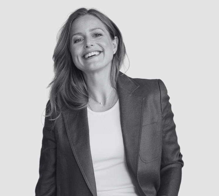 Sarah Mitchell - Senior Security & Privacy Analyst at Grand-screen